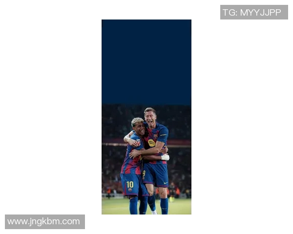 最新足球明星壁纸精选展示让你与偶像零距离接触的视觉盛宴 最新足球明星壁纸精选展示让你与偶像零距离接触的视觉盛宴